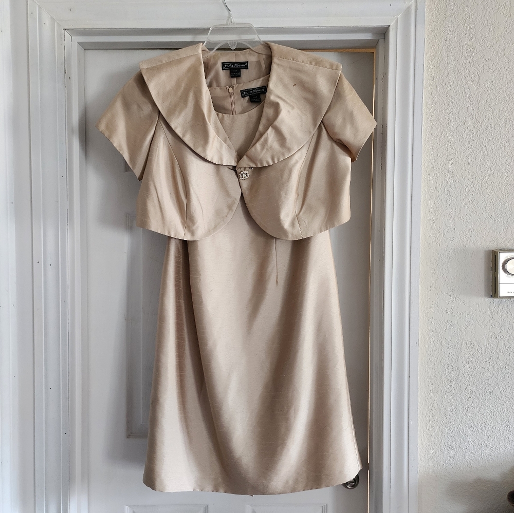 This 2 piece dress, jacket. Size 14, Jessica Howard. Champagne color.